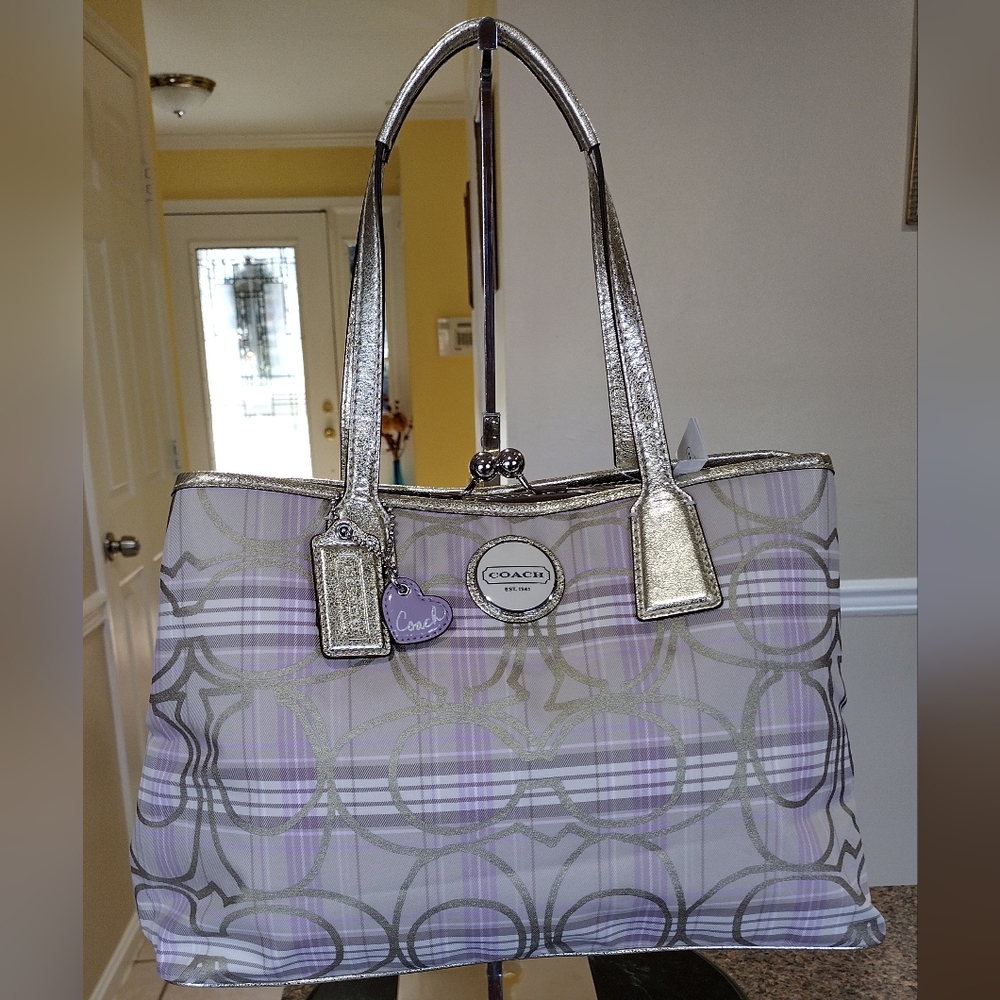 NWT COACH Signature Beige Striped Tartan Plaid Carryall Bag - Picture 7 of 17